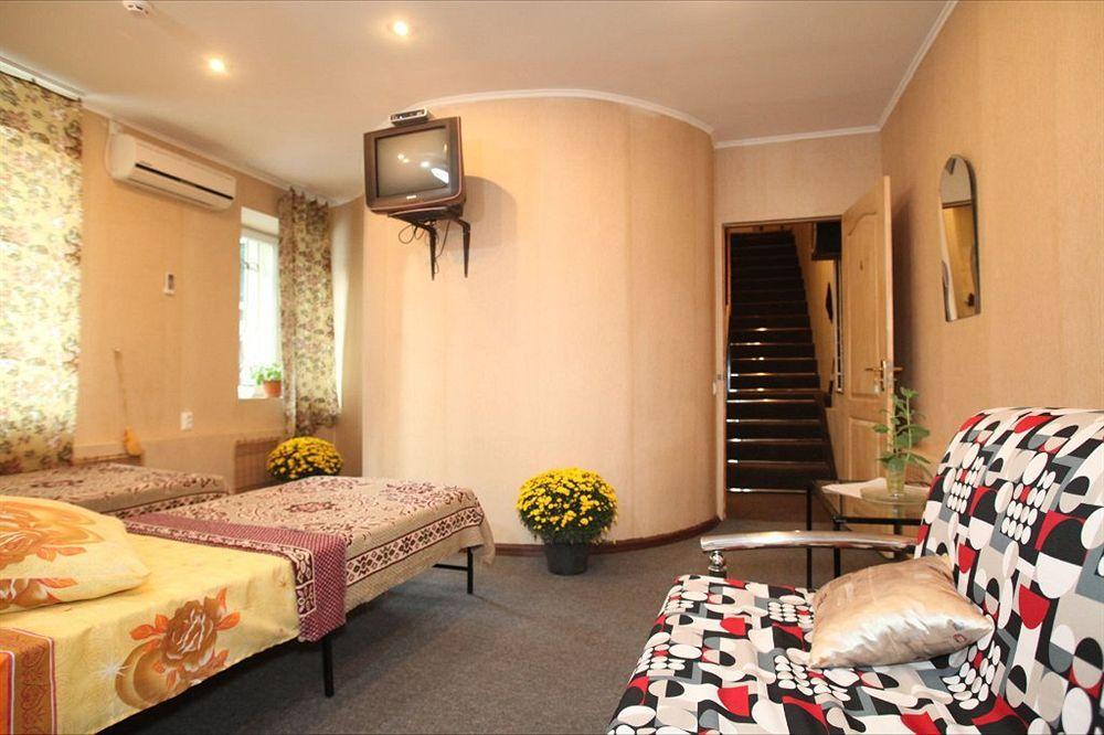 Yellowunlimited Hotel Kharkiv Bagian luar foto
