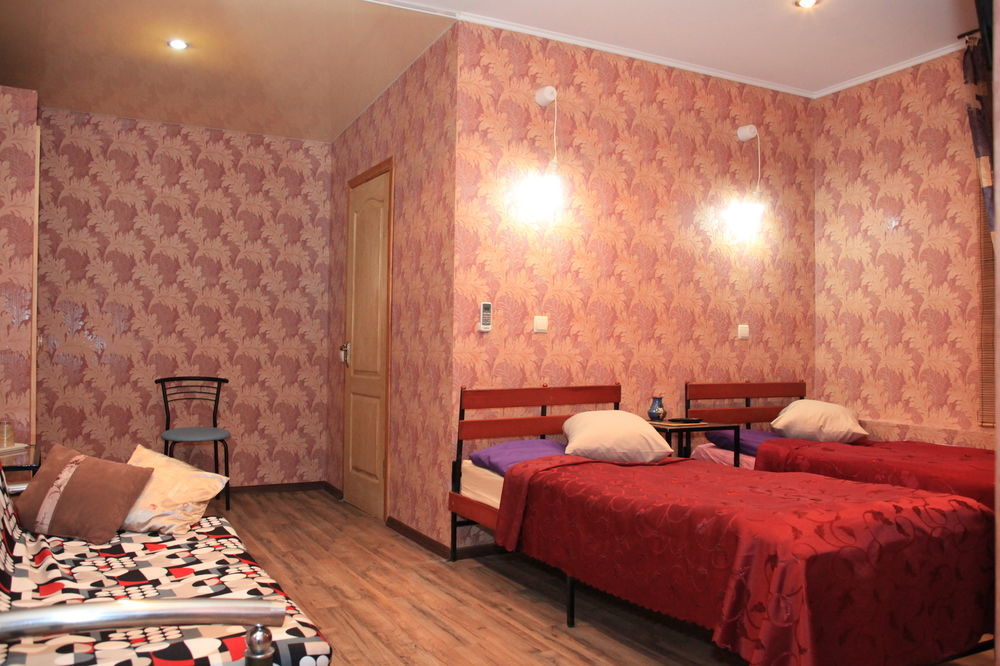 Yellowunlimited Hotel Kharkiv Bagian luar foto