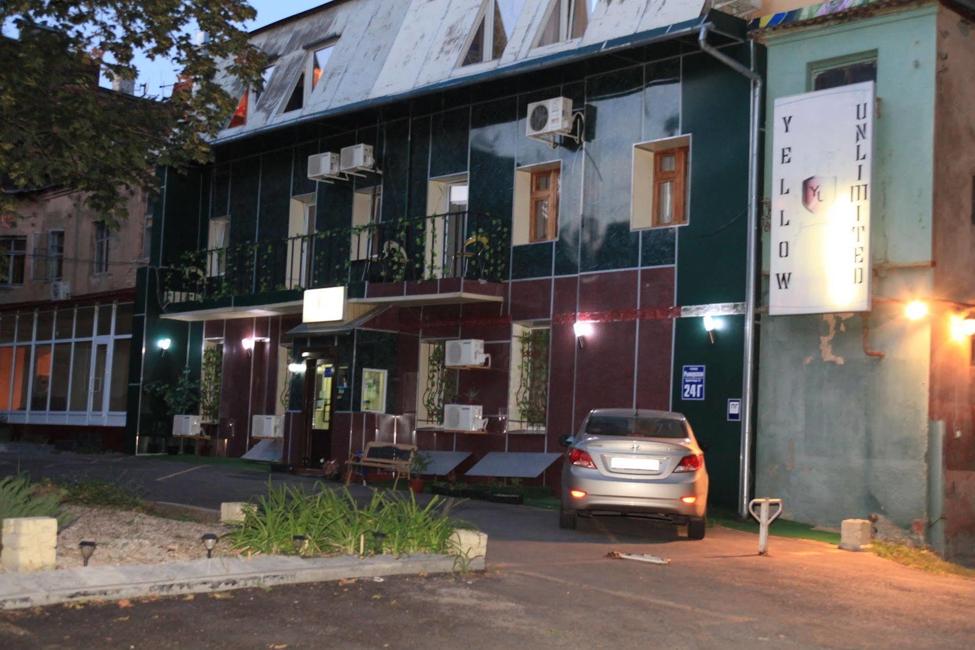 Yellowunlimited Hotel Kharkiv Bagian luar foto